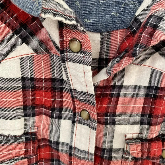 Jachs Girlfriend Flannel Pearl Snap Blouse Size Large Red, White, Black Plaid - Picture 3 of 6